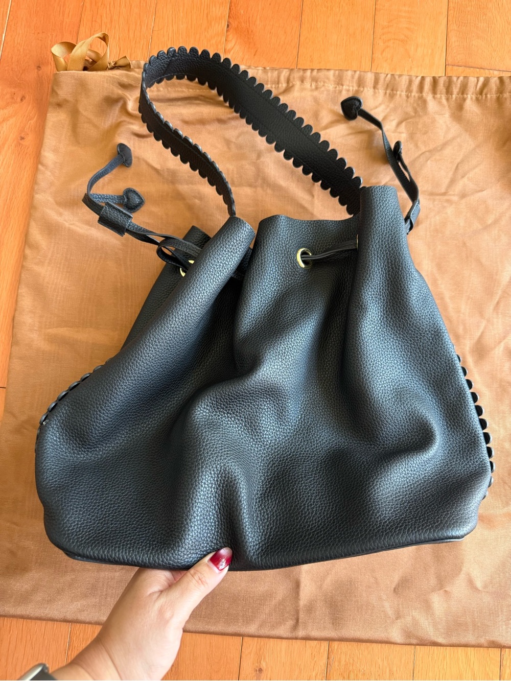 Stoney Clover Lane Leather Henrietta Bucket Bag Noir Black - Picture 3 of 16